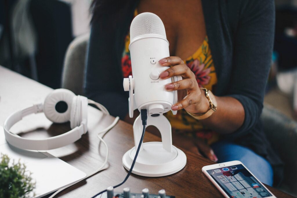 empowering podcasts for women, ihearthatgirl.com