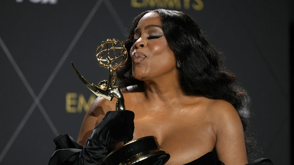 niecy nash speech, emmys 2024, ihearthatgirl.com