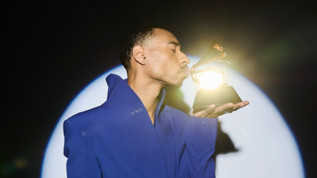Artist, Durand Bernarr holding Grammy a sign of why being yourself matters.